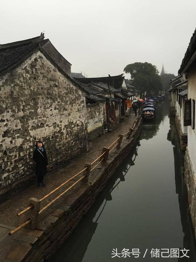 老旧的停车场3